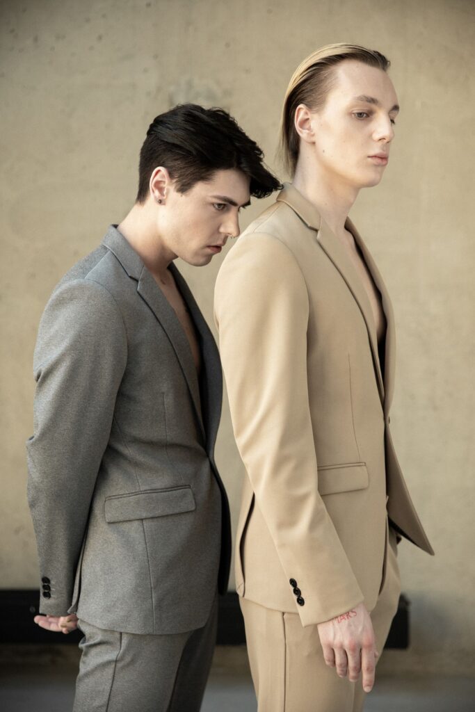 Trajes gris y camel coleccion sastreria
